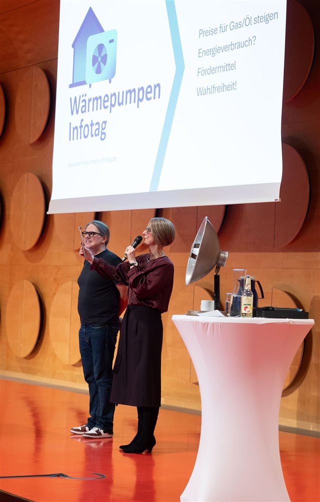 Bühne und Publikum beim Wärmepumpen-Infotag in Stuttgart