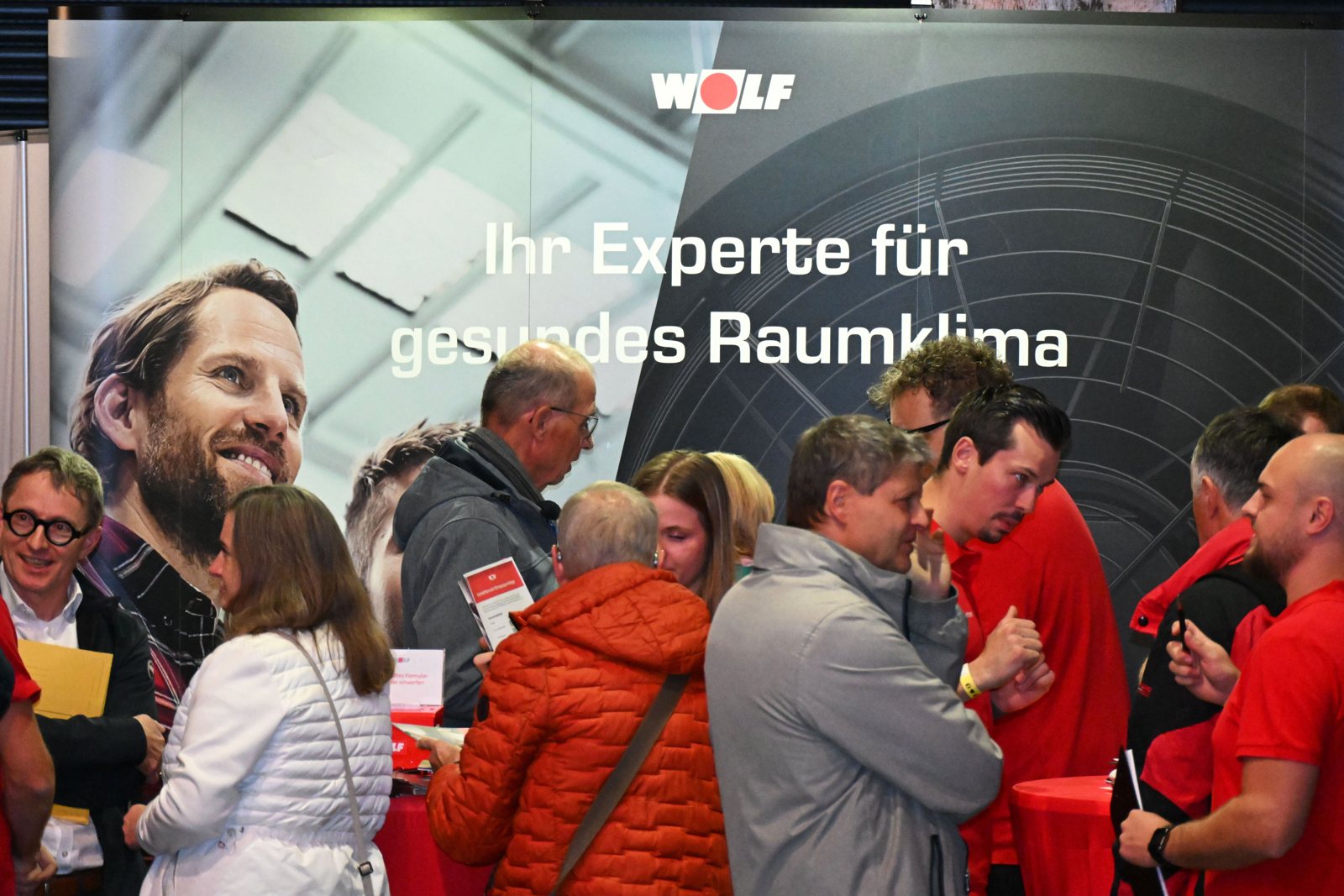 Beratung am Stand: Wolf