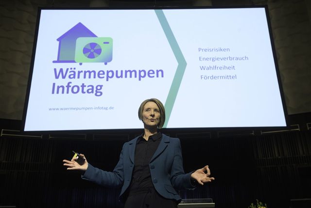 Portrait von Anja Floetenmeyer-Woltmann